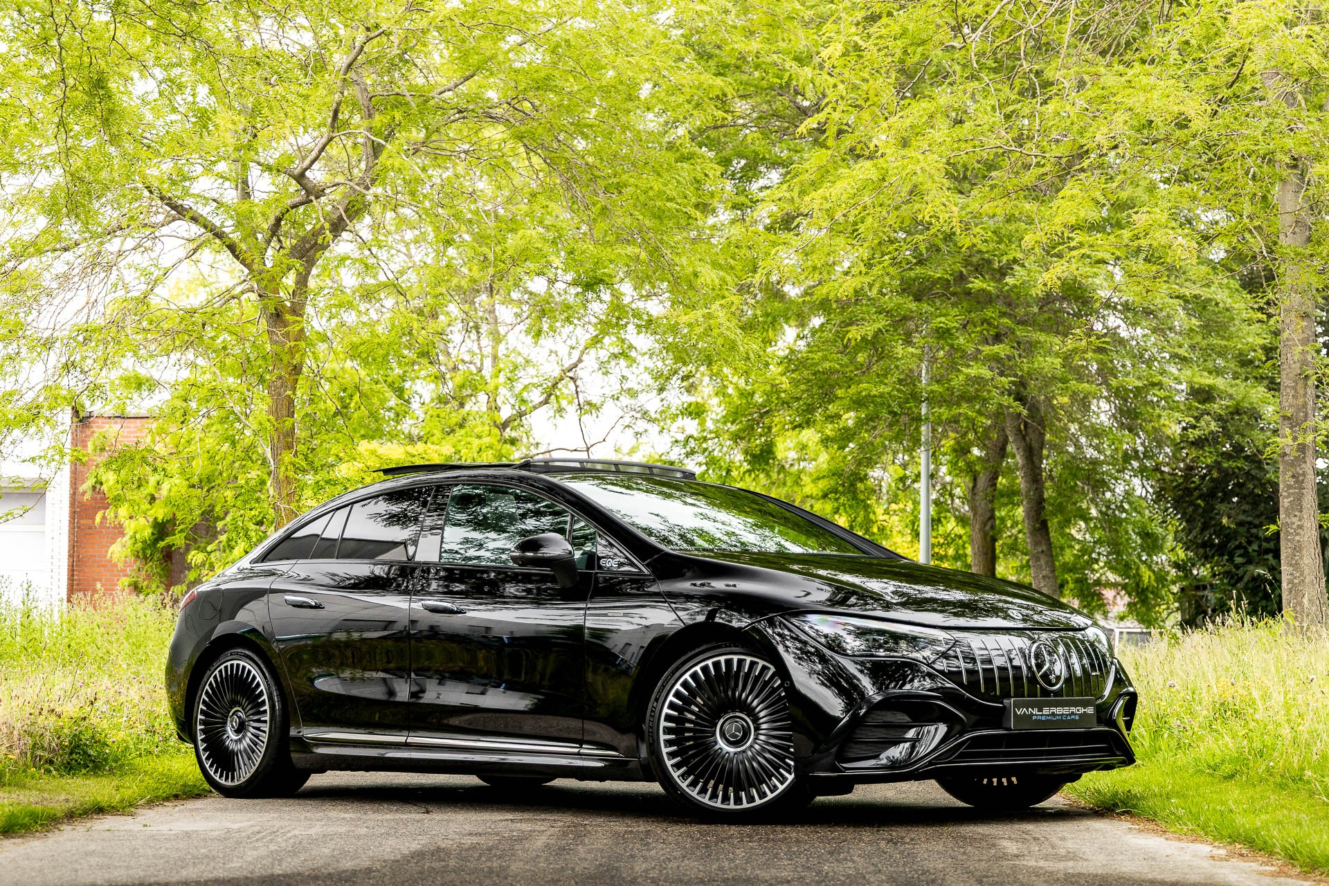 Mercedes EQE43 AMG